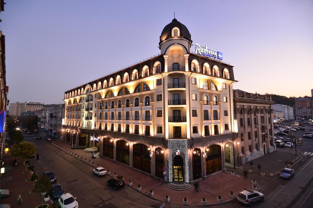 Radisson Blu Hotel, Kyiv Podil City Centre Exterior foto